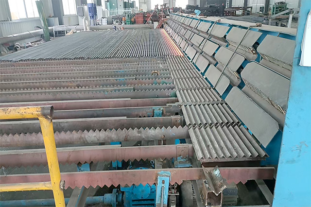 Full thread helical bar